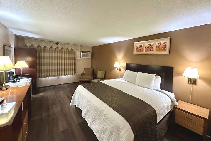 Room 5 of 34