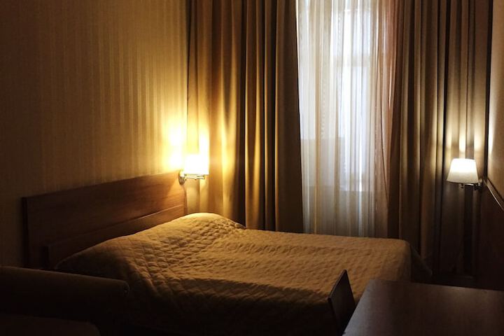 Room 1 of 12