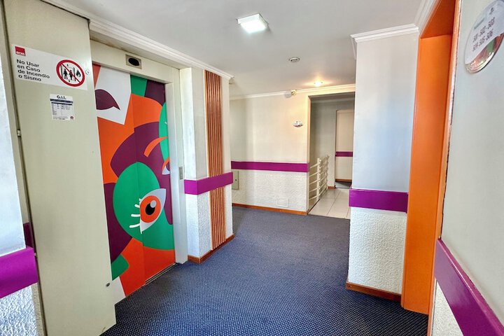 Ballroom/Hall 29 of 30