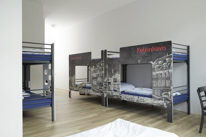 Room 18 of 59