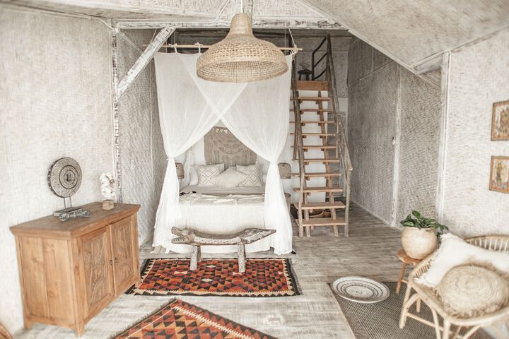 Room 3 of 28