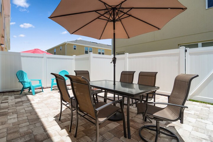 Terrace/Patio 26 of 27