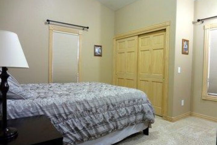 Room 7 of 17