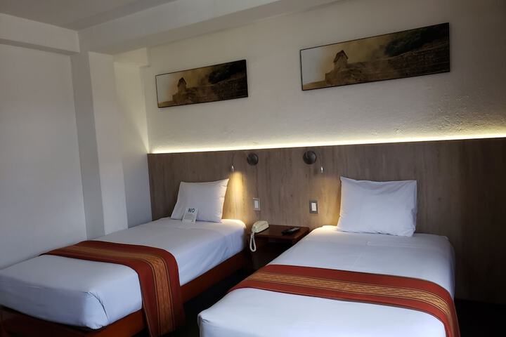 Room 14 of 39