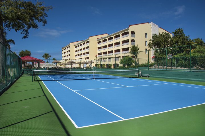 Tennis court