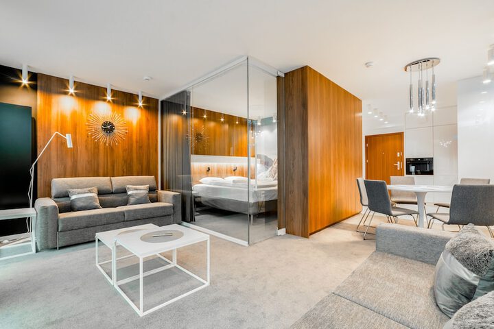 Room 204 of 375
