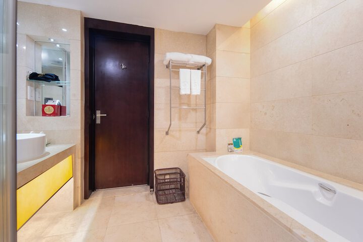 Room 40 of 71