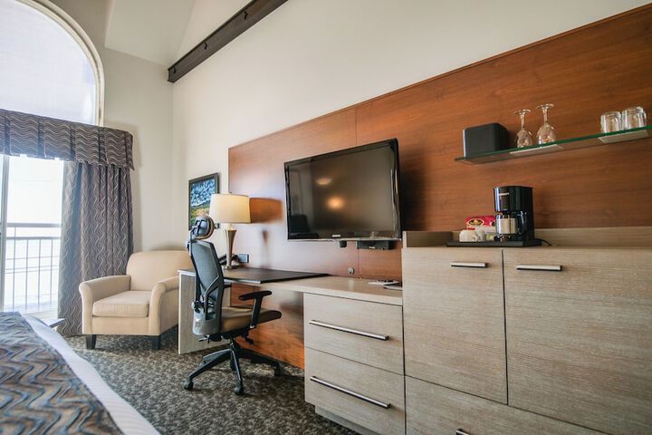 Room 40 of 140