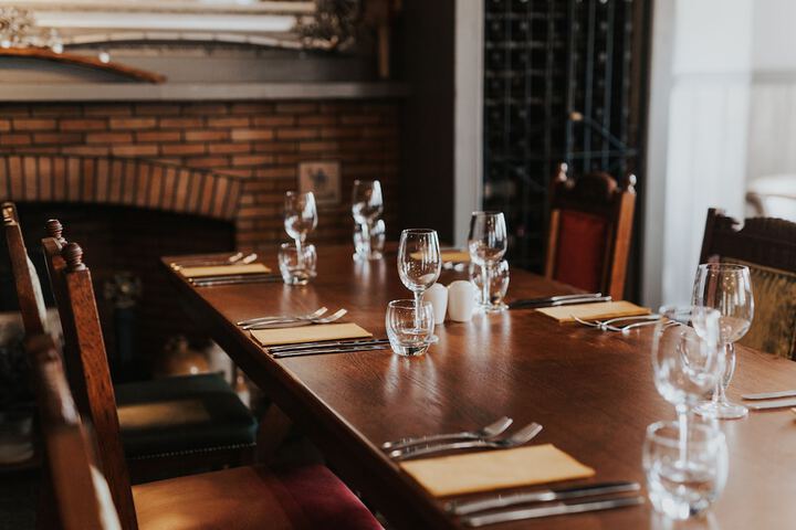 Dining 45 of 49