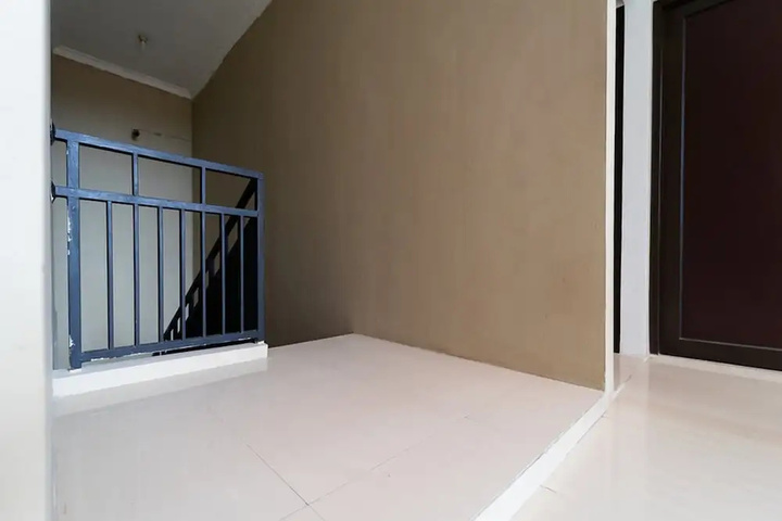 Room 3 of 3