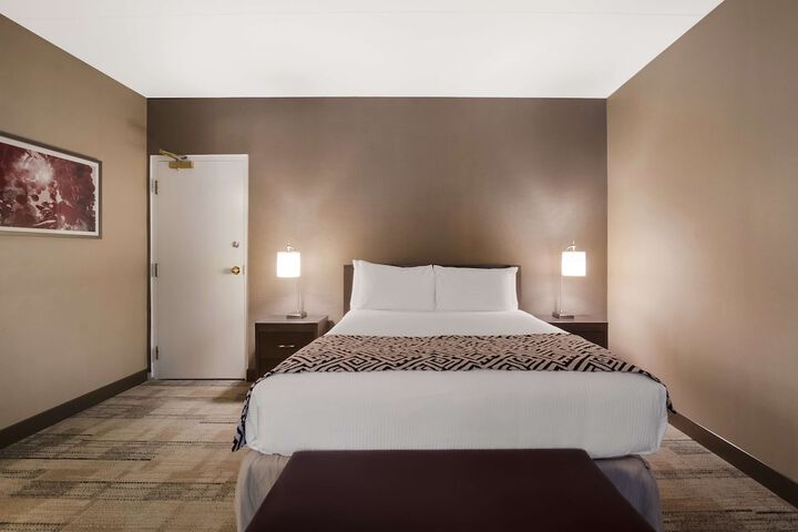 Room 21 of 51