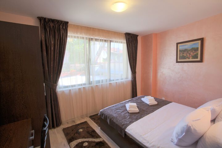 Room 10 of 41