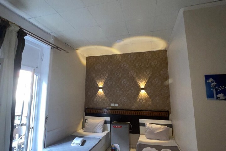 Room 20 of 50