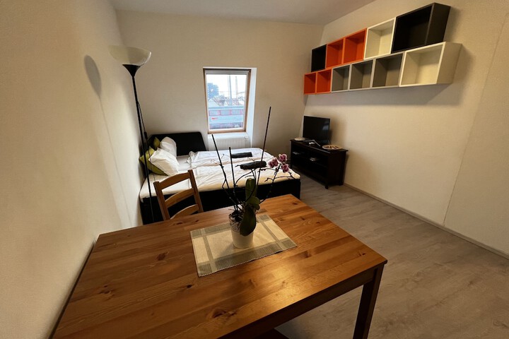 Room 60 of 89