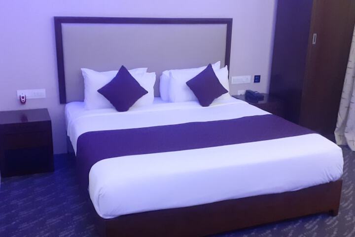 Room 10 of 70