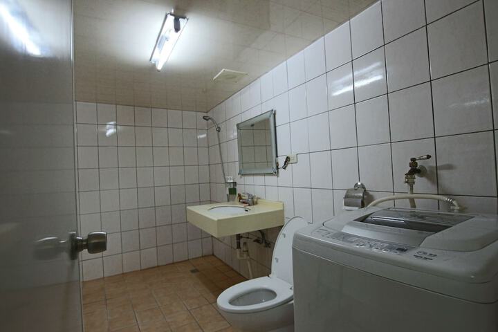 Room 78 of 115
