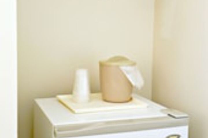 Mini-refrigerator