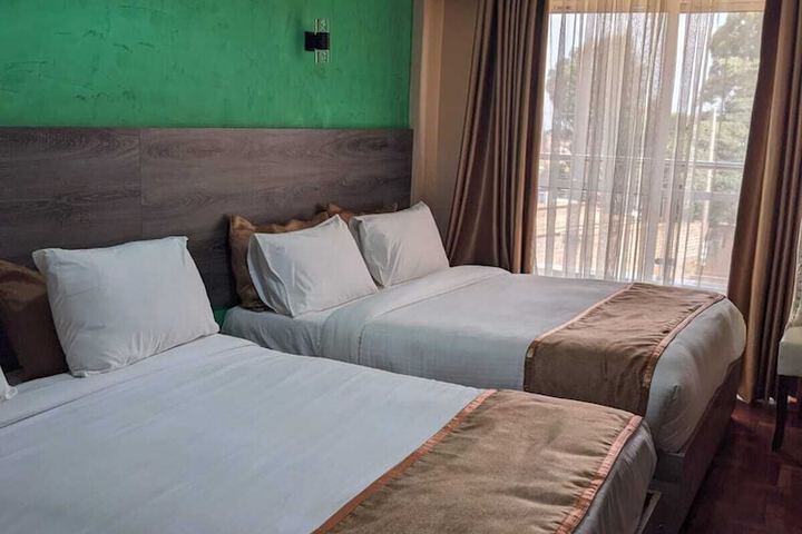 Room 32 of 56