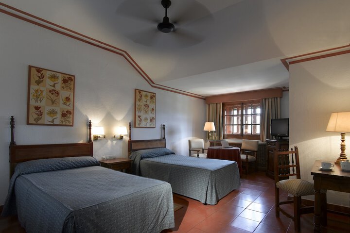 Room 7 of 29