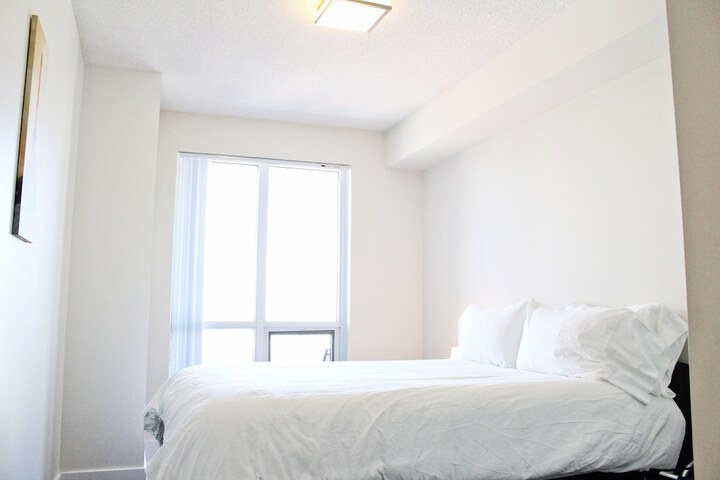 Room 43 of 448