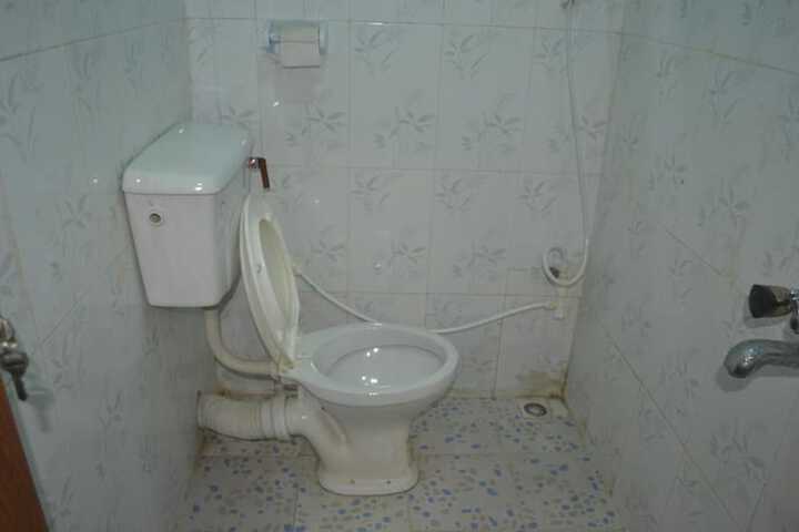 Room 18 of 22