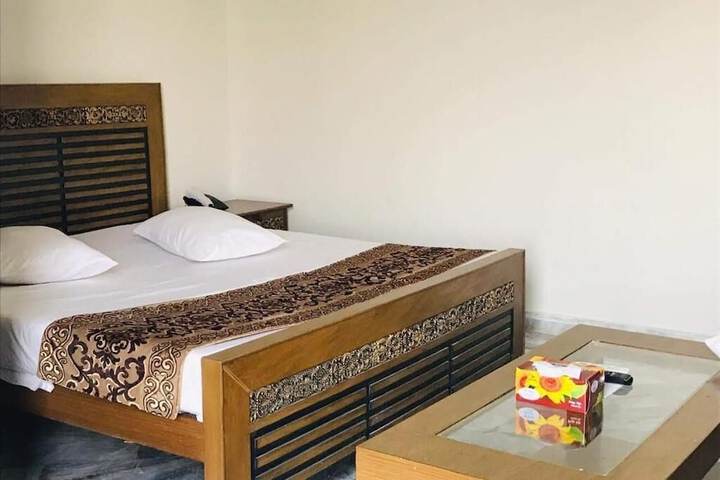 Room 16 of 20