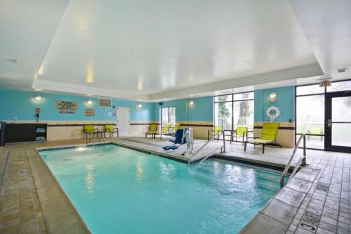 Pool 8 of 27