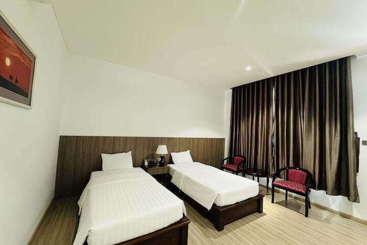 Room 10 of 140