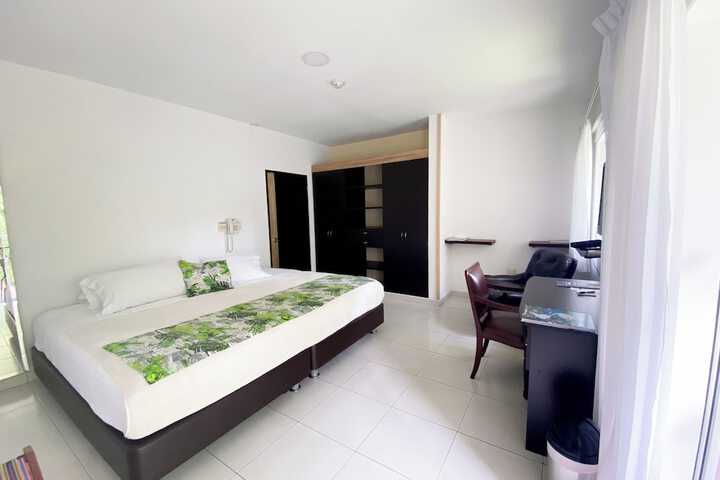 Room 9 of 61