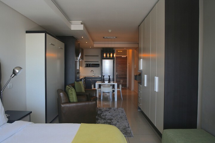 Room 12 of 132