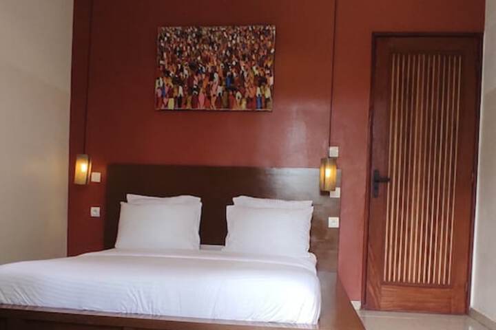 Room 10 of 15