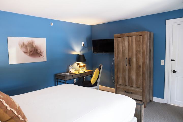 Room 12 of 49