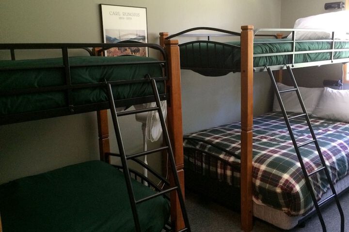 Room 20 of 98