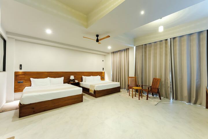 Room 98 of 174