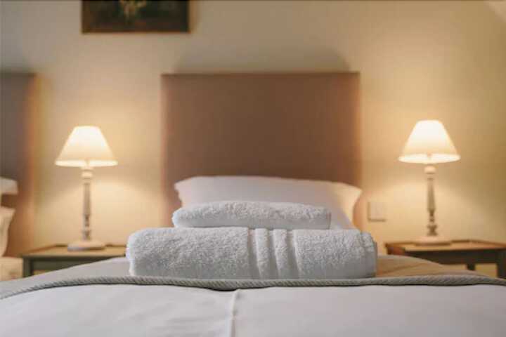 Room 4 of 55