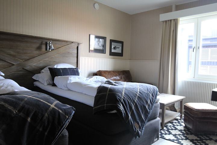 Room 29 of 63