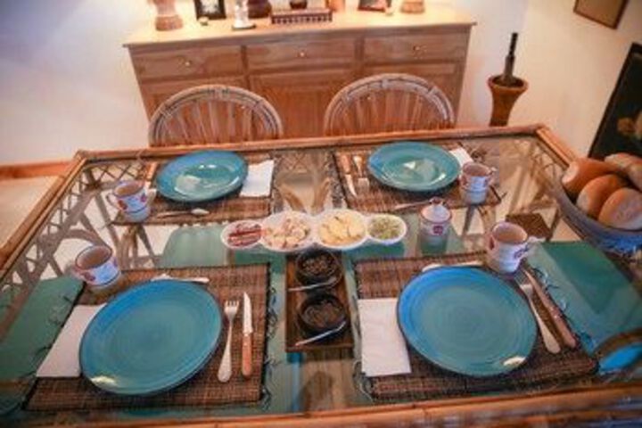 Dining 9 of 43