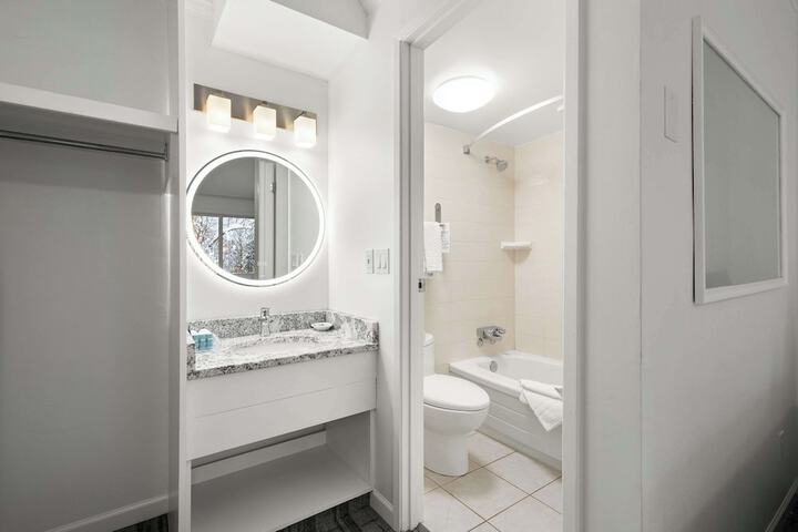 Clean Restrooms