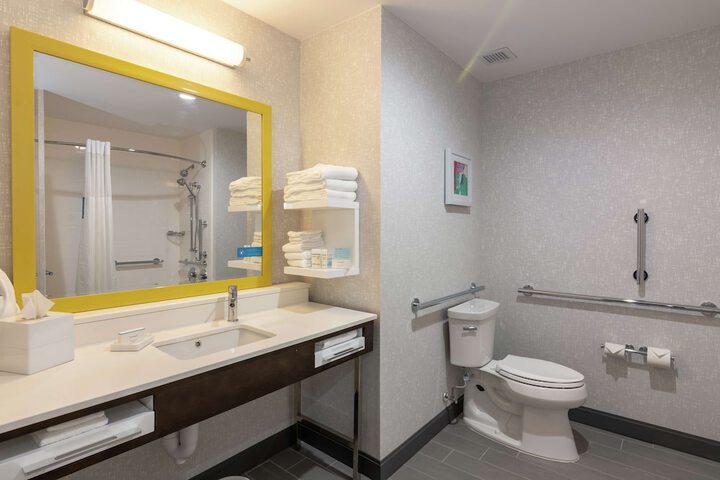 Bathroom shower