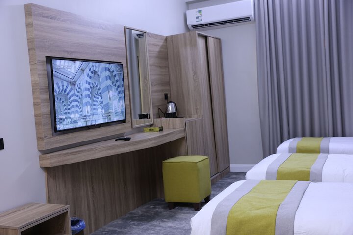 Room 36 of 64