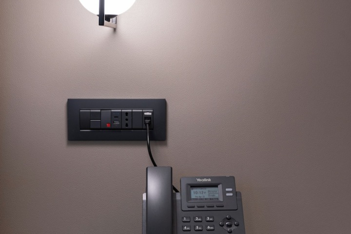 Room 17 of 42