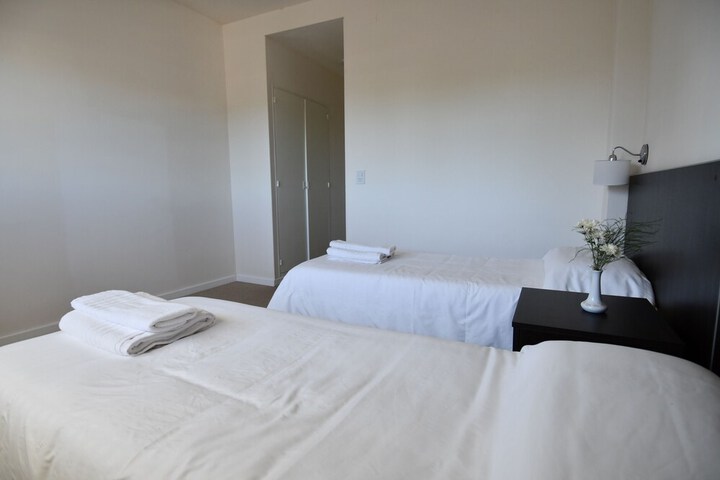 Room 13 of 30