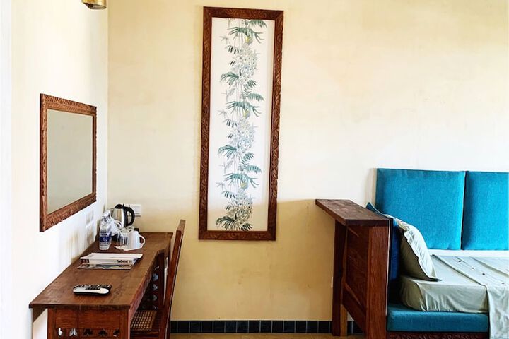 Room 8 of 60