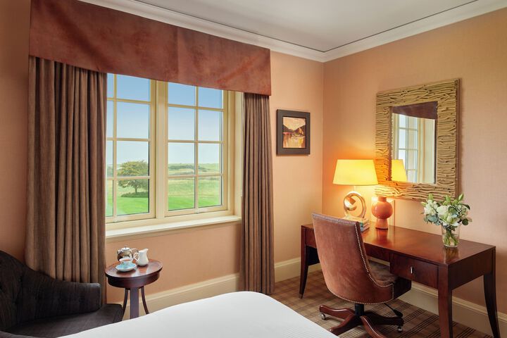 Room 30 of 72