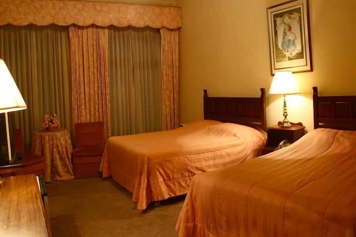 Room 21 of 74
