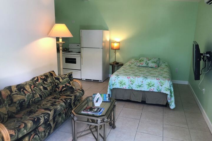 Room 13 of 64