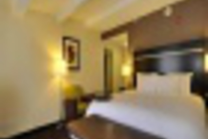 Room 51 of 84