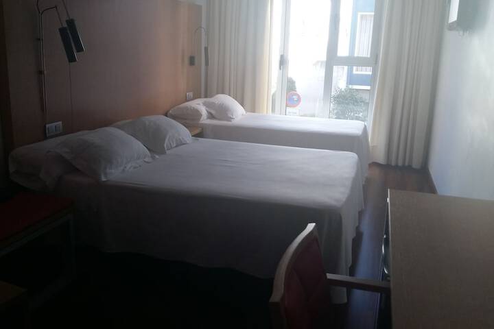 Room 15 of 40