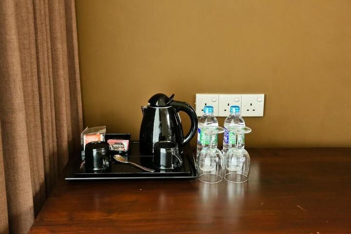 Room 13 of 43