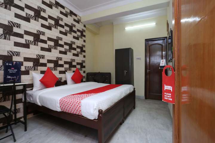 Room 15 of 23